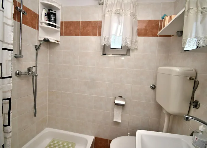 House Angelina Пула